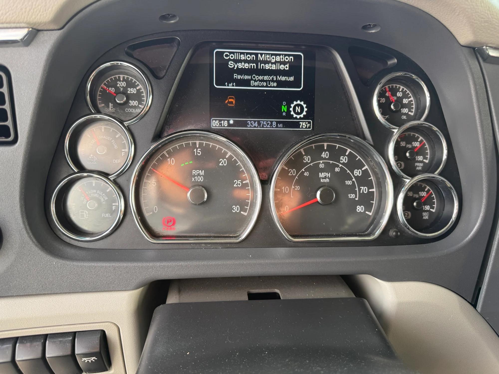 2021 Peterbilt 579 in Lowell, AR — photo 12