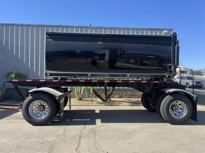 2025 Peterbilt 579 in San Diego, CA — photo 11