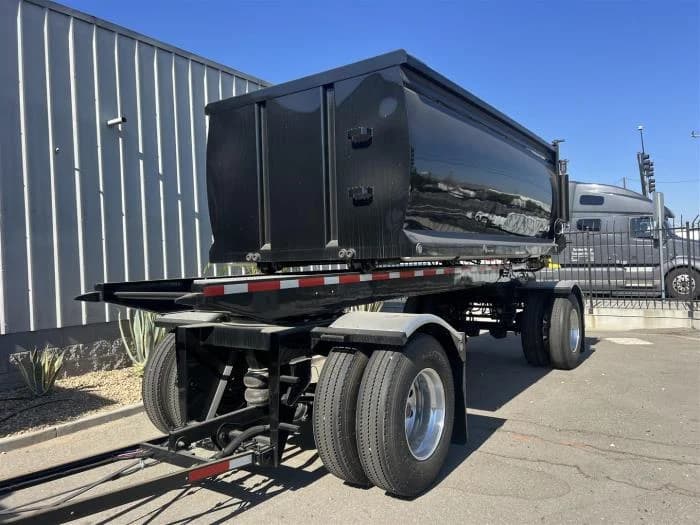 2025 Peterbilt 579 in San Diego, CA — photo 10