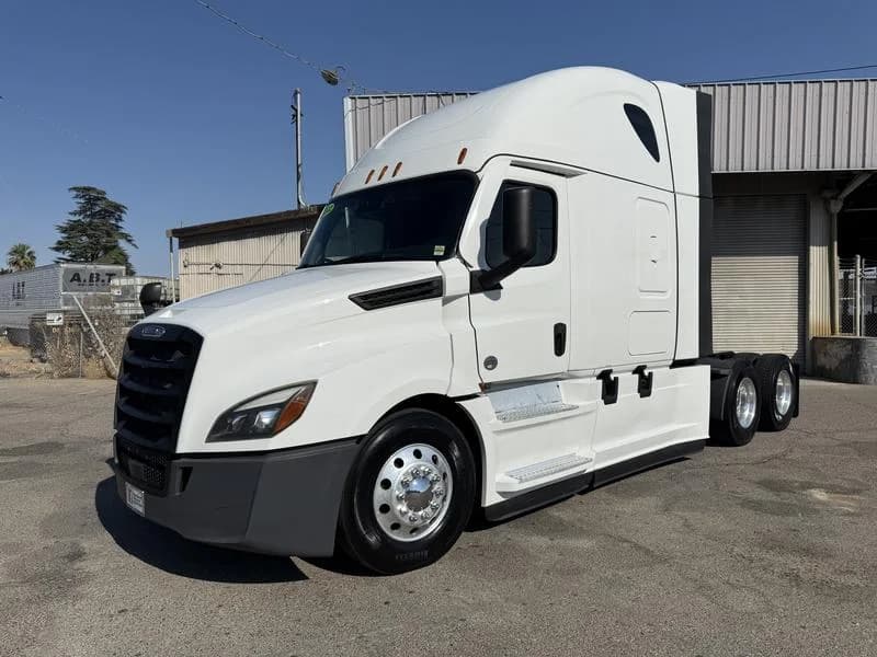 2022 Freightliner Cascadia