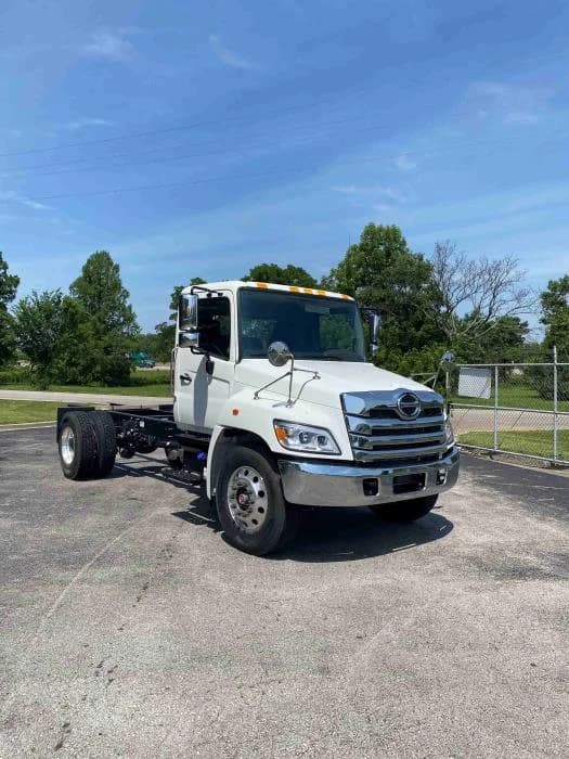 2025 Hino L6 in Olathe, KS — photo 3