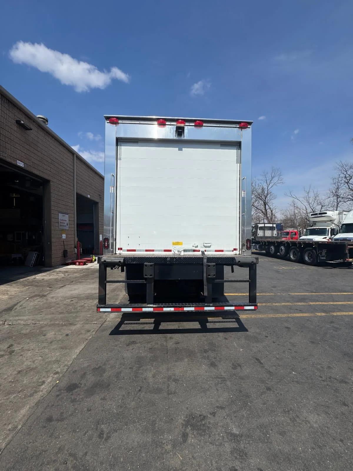 2019 Freightliner M2 106 in Kearny, NJ — photo 5