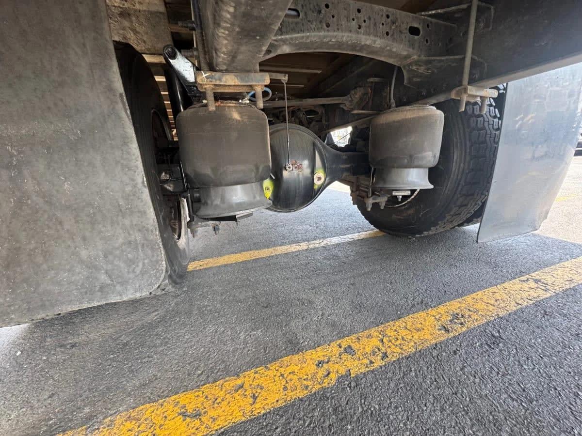 2019 Freightliner M2 106 in Kearny, NJ — photo 17