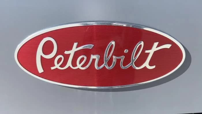 2025 Peterbilt 220EV — photo 25
