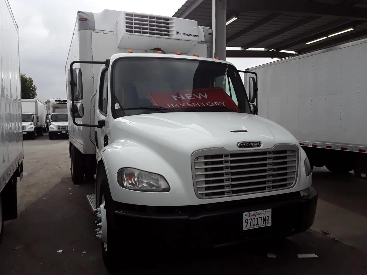 2018 Freightliner M2 106