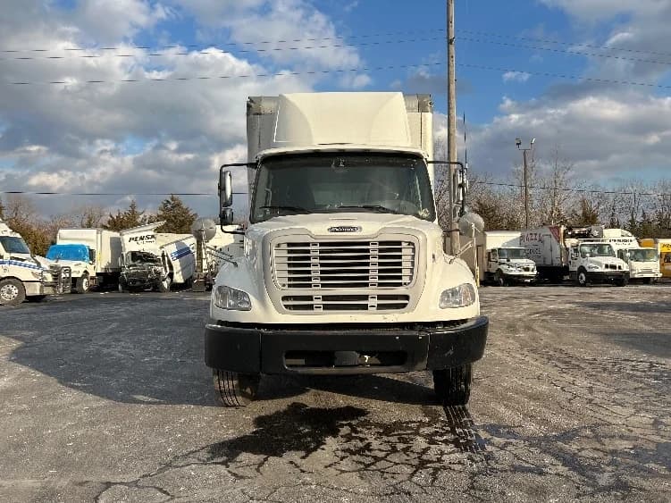 2021 Freightliner M2 112 in Indianapolis, IN — photo 2