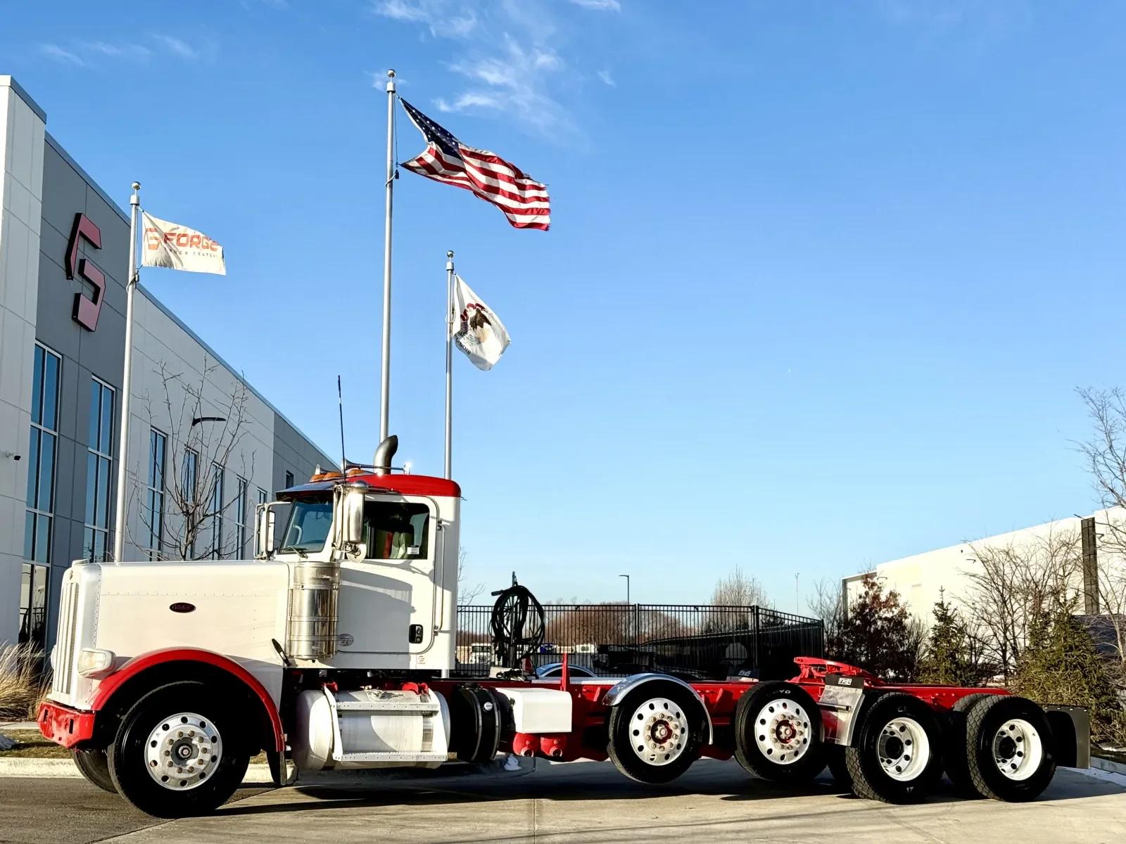 2017 Peterbilt 389