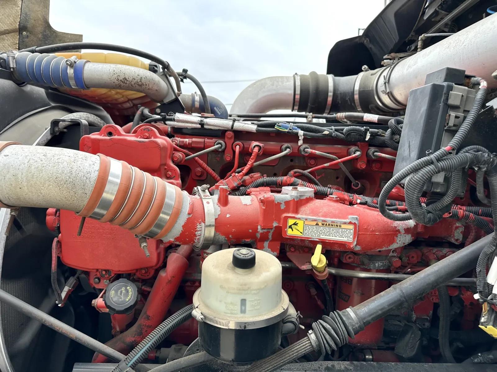 2015 Kenworth T800 in Hutchins, TX — photo 13