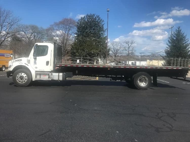2022 Freightliner M2 106 in Bensalem, PA — photo 4