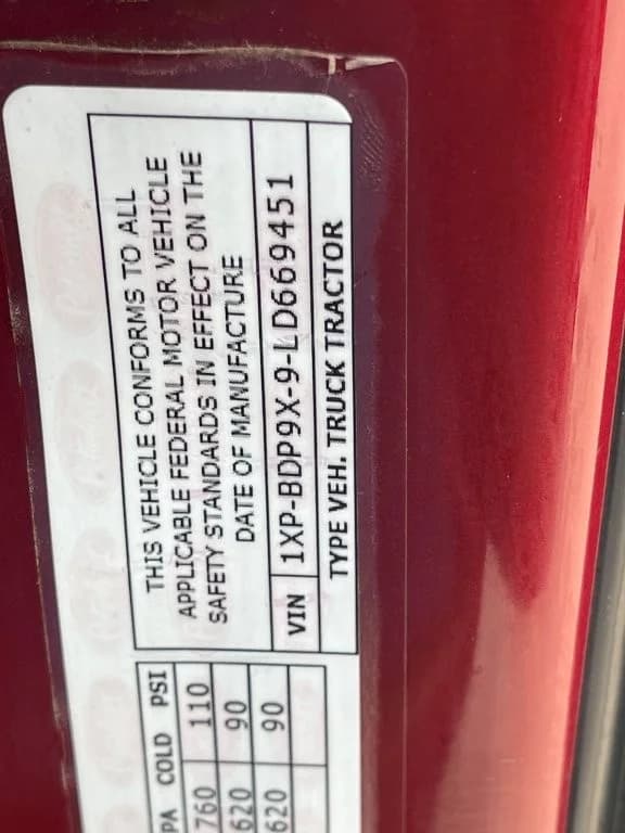 2020 Peterbilt 579 in Springfield, MO — photo 16
