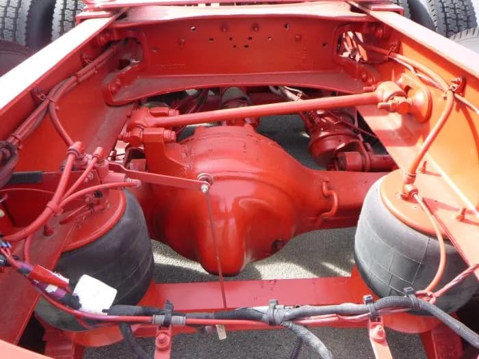 2023 Peterbilt 567 — photo 27