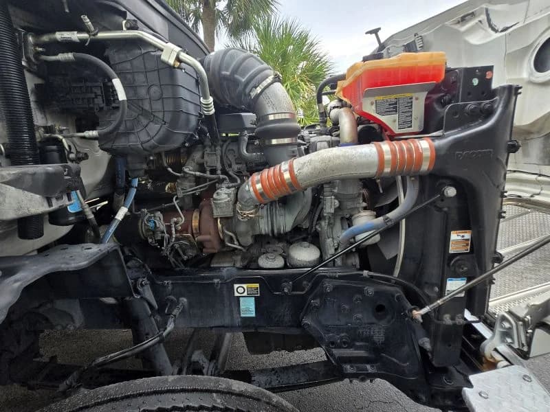 2022 Peterbilt 567 in Fort Lauderdale, FL — photo 14