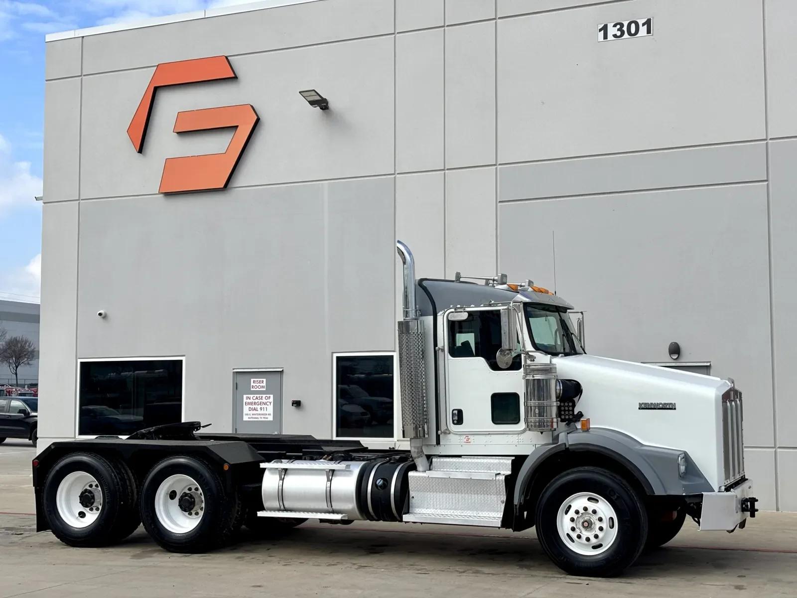 2013 Kenworth T800