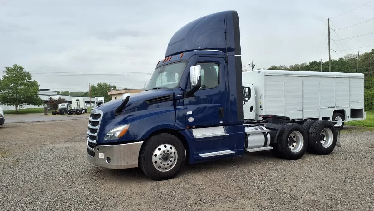 2022 Freightliner Cascadia