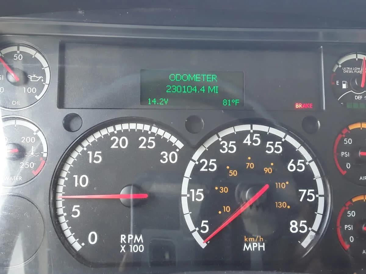 2019 Freightliner M2 106 in Montebello, CA — photo 10