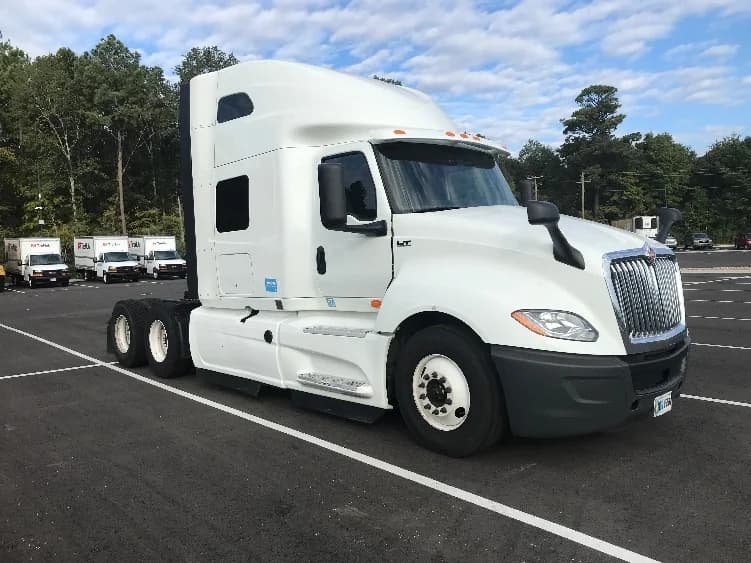 2022 International LT