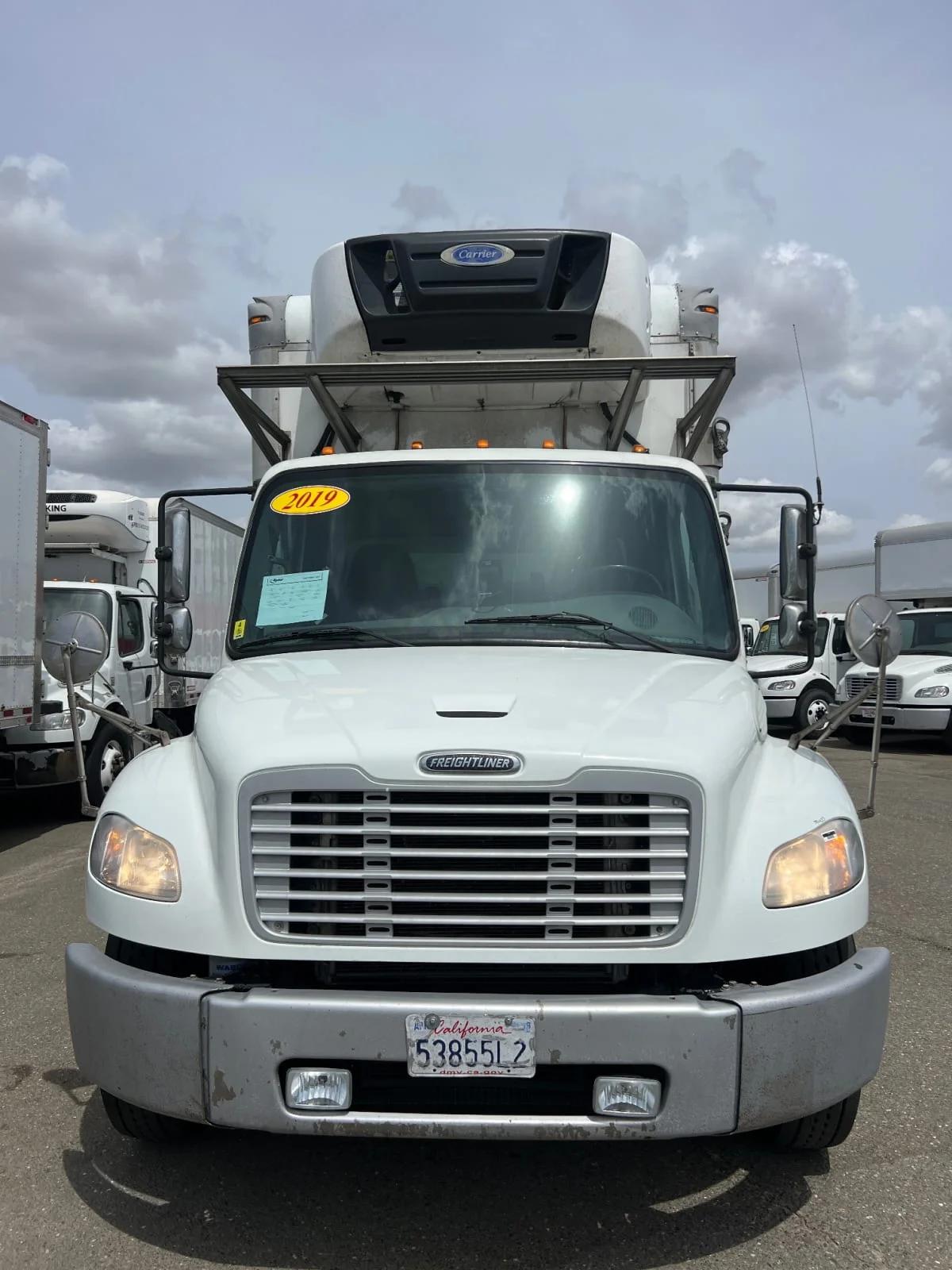2019 Freightliner M2 106 in Fontana, CA — photo 2