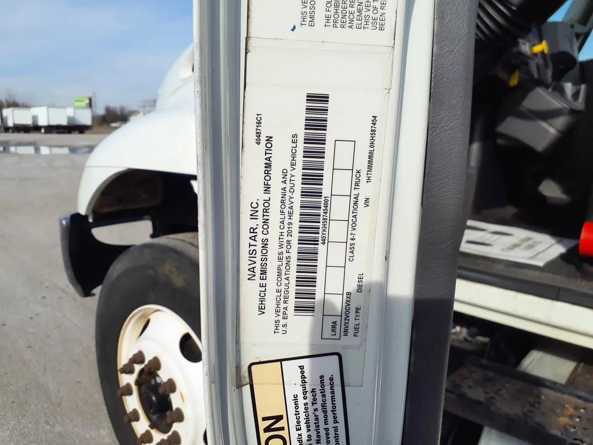 2019 International 4300 in Clarksville, IN — photo 11