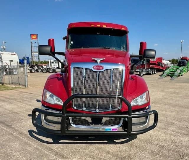 2022 Peterbilt 579 in Tulsa, OK — photo 10