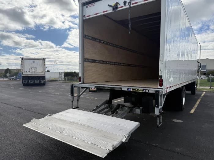 2025 Isuzu FTR in Columbus, OH, OH — photo 14