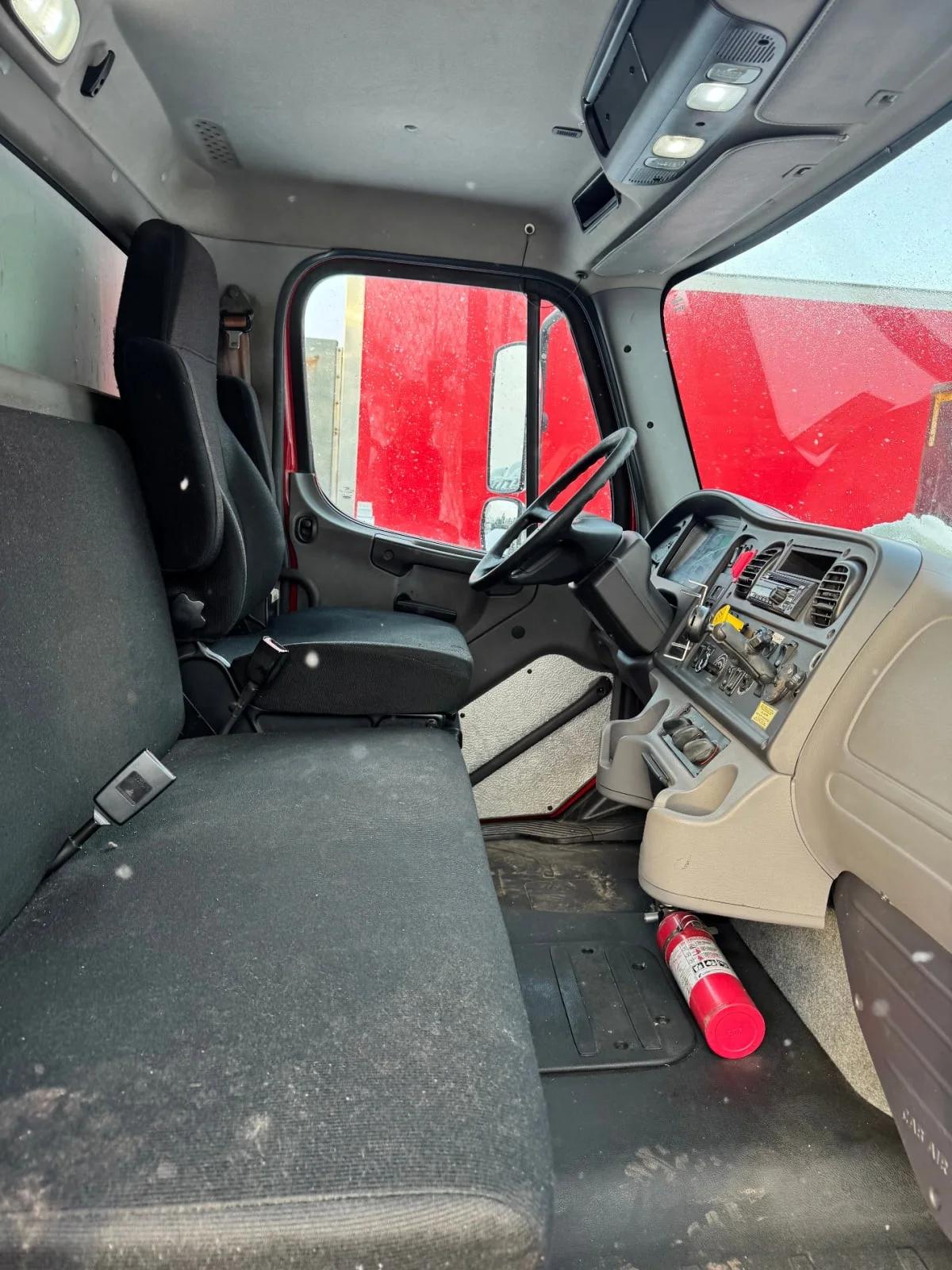 2019 Freightliner M2 106 in Syracuse, NY — photo 3