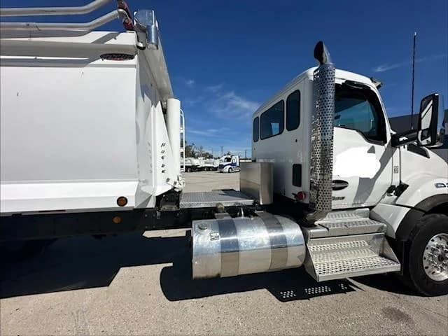 2024 Kenworth T880 — photo 2