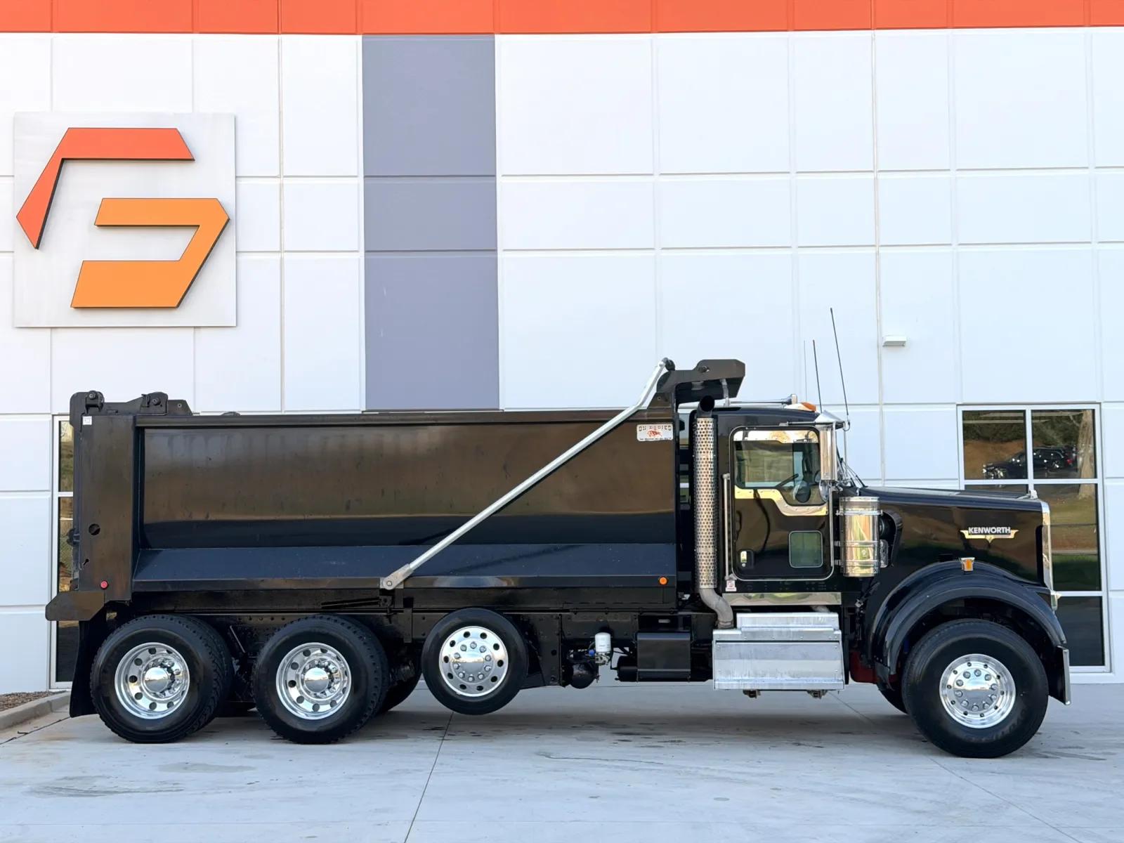 2021 Kenworth W900 in Greer, SC — photo 4