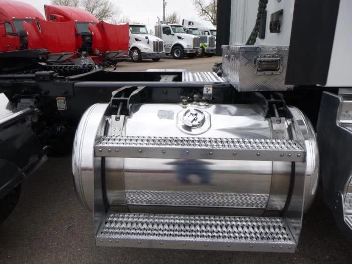 2020 Peterbilt 579 — photo 22