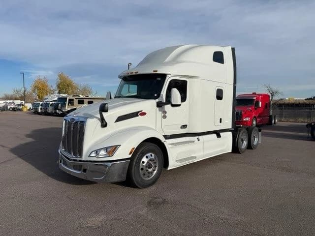 2026 Peterbilt 579 — photo 2