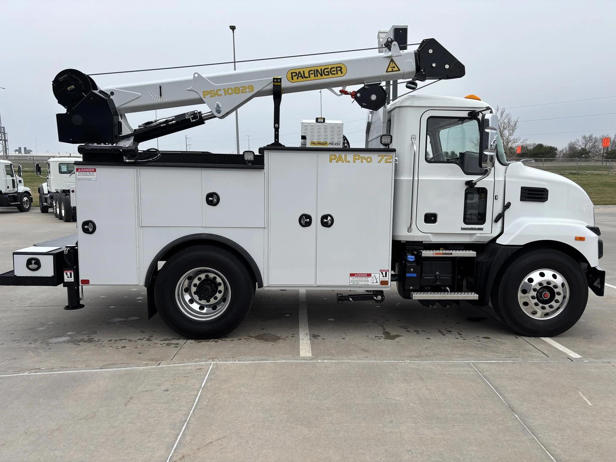 2026 Mack MD — photo 6