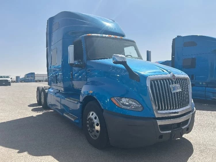 2021 International LT in El Paso, TX