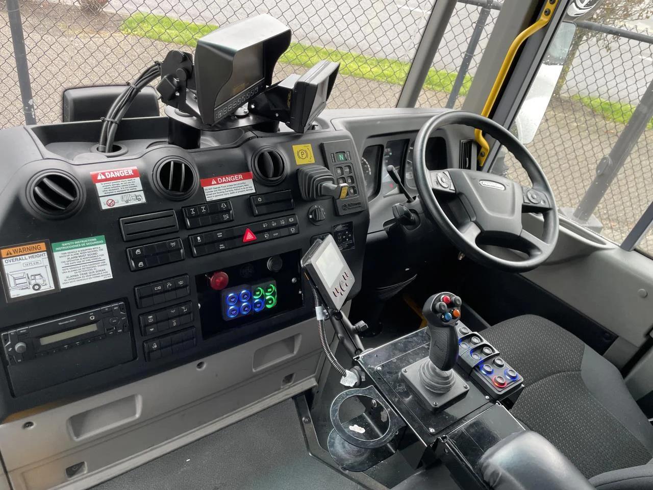 2022 Freightliner in Coburg, OR — photo 10