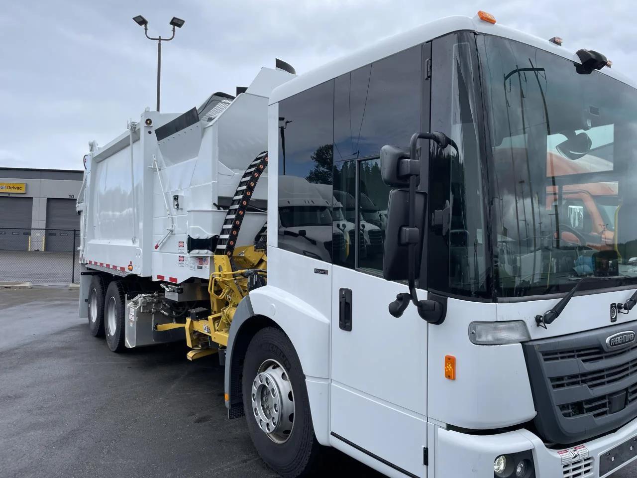 2022 Freightliner in Coburg, OR