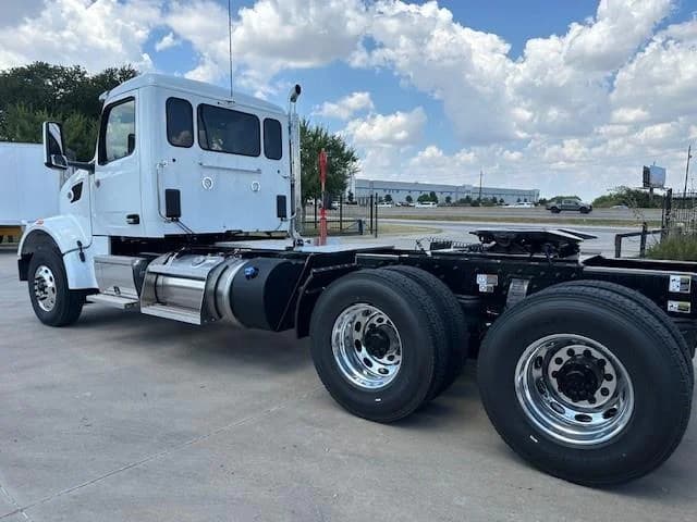 2026 Peterbilt 567 in Fort Worth, TX — photo 5
