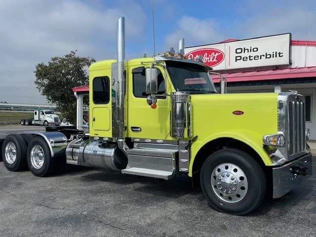 2026 Peterbilt 589 in Perrysburg, OH — photo 2