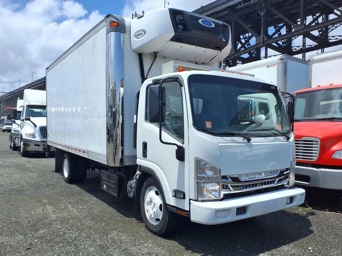 2018 Isuzu NRR