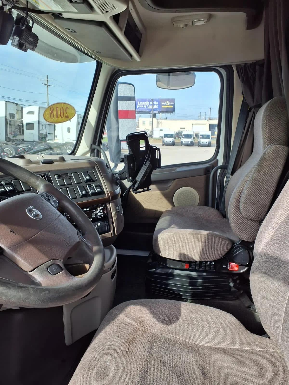2018 Volvo in Cleveland, OH — photo 7
