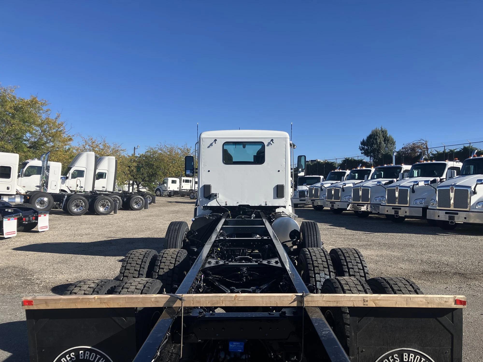 2026 Kenworth T880 in Boise, ID, ID — photo 4