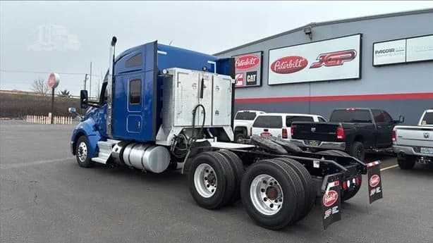 2021 Kenworth T680 in Portland, OR — photo 5