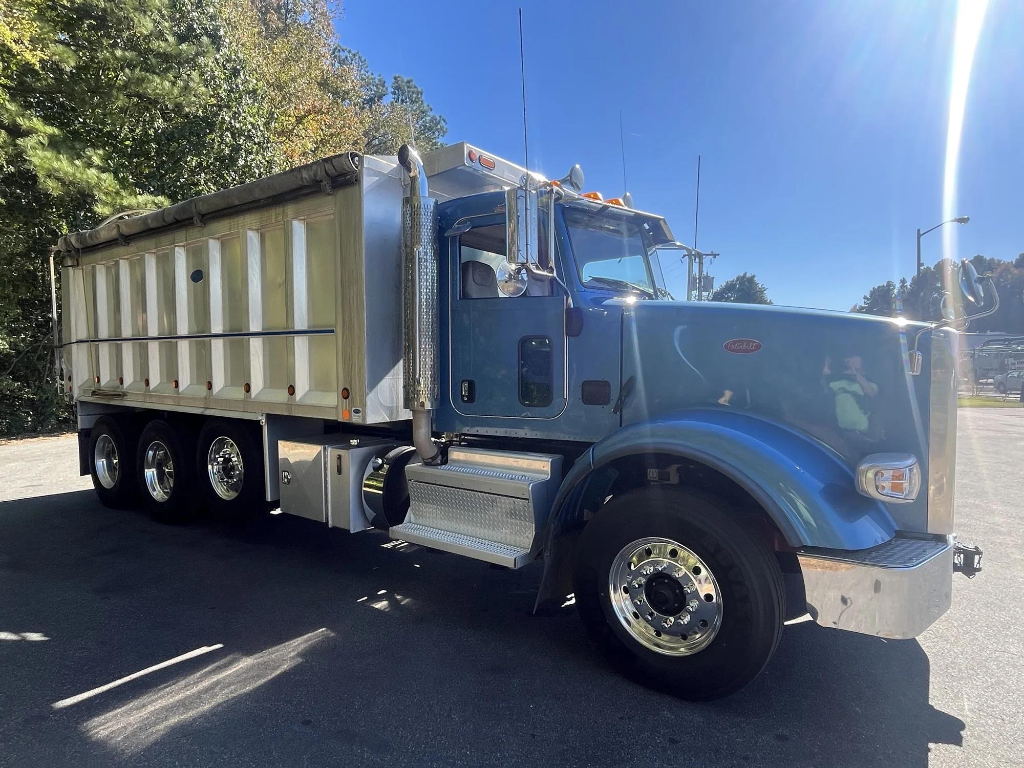 2024 Peterbilt 367 in Manassas, VA, VA — photo 3