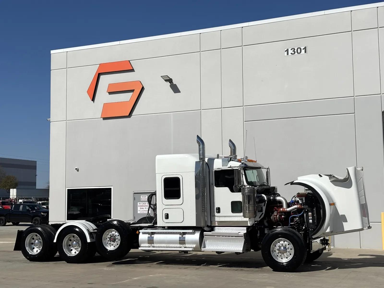 2022 Kenworth W900 in Hutchins, TX — photo 9