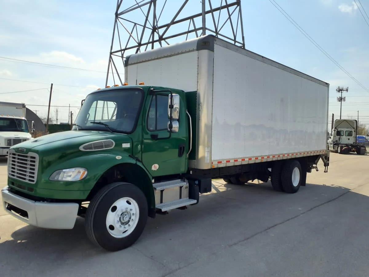 2022 Freightliner M2 106
