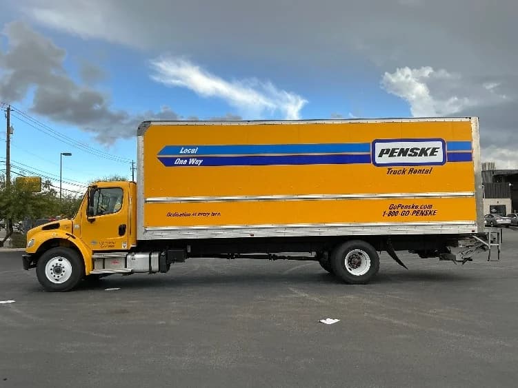 2023 Freightliner M2 106 in North Las Vegas, NV — photo 4
