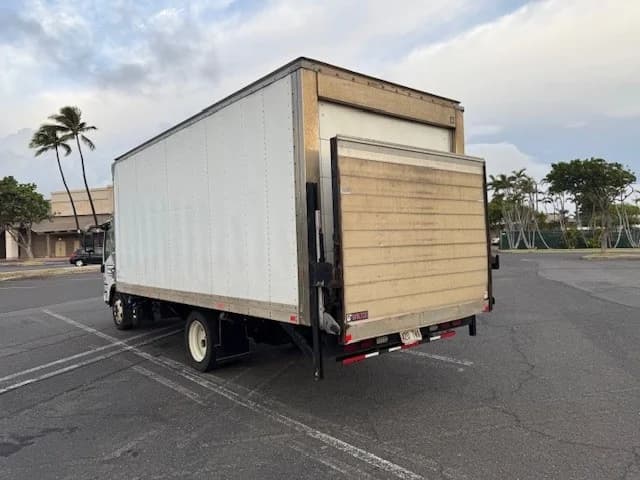 2017 Isuzu NQR in Torrance, CA — photo 6
