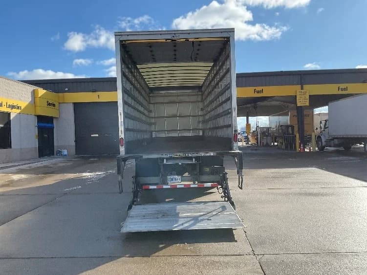 2022 Freightliner M2 106 in Allen Park, MI — photo 9