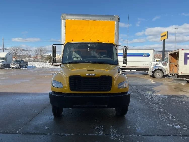 2022 Freightliner M2 106 in Allen Park, MI — photo 2