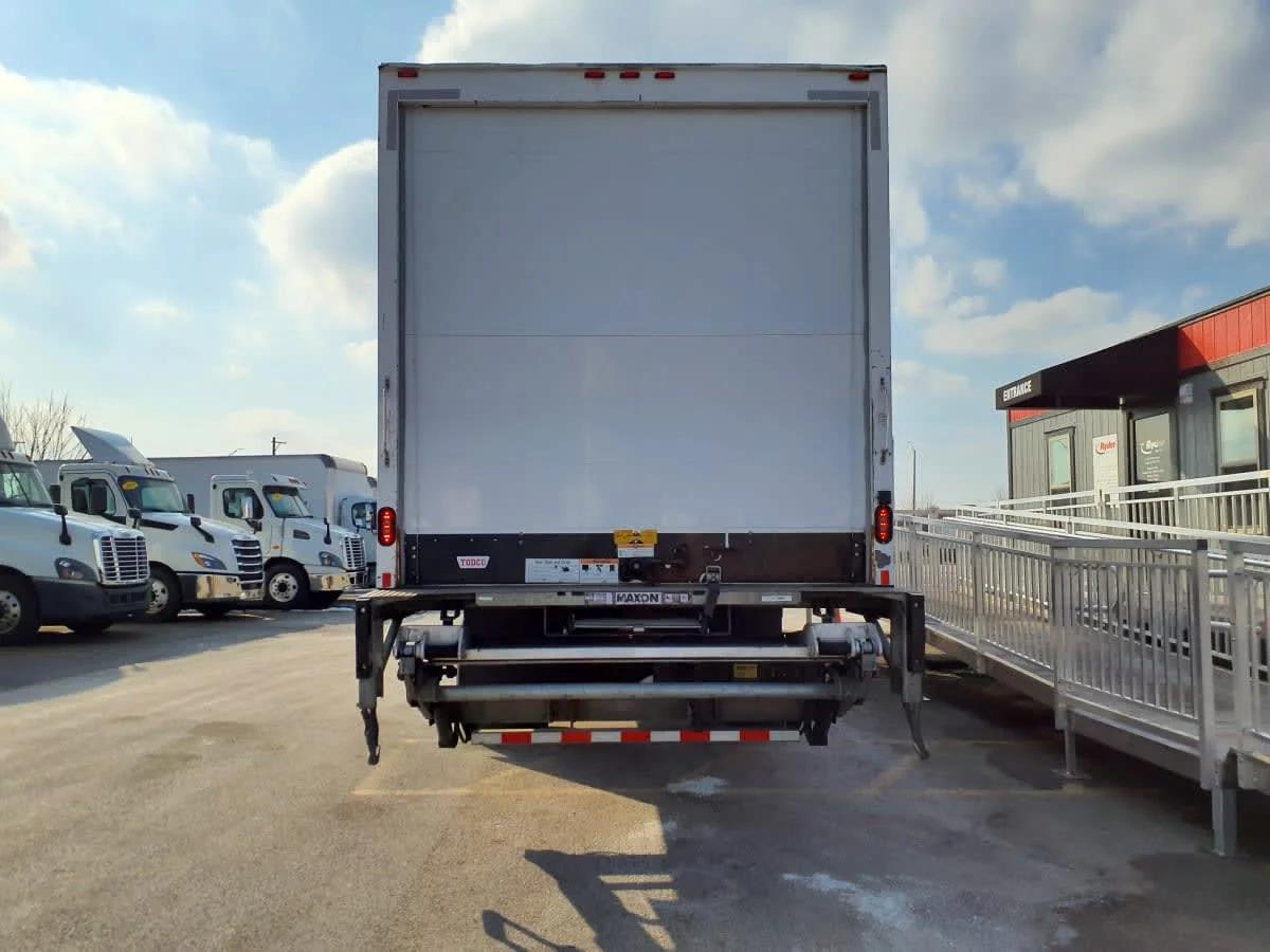 2019 International 4300 in Clarksville, IN — photo 5