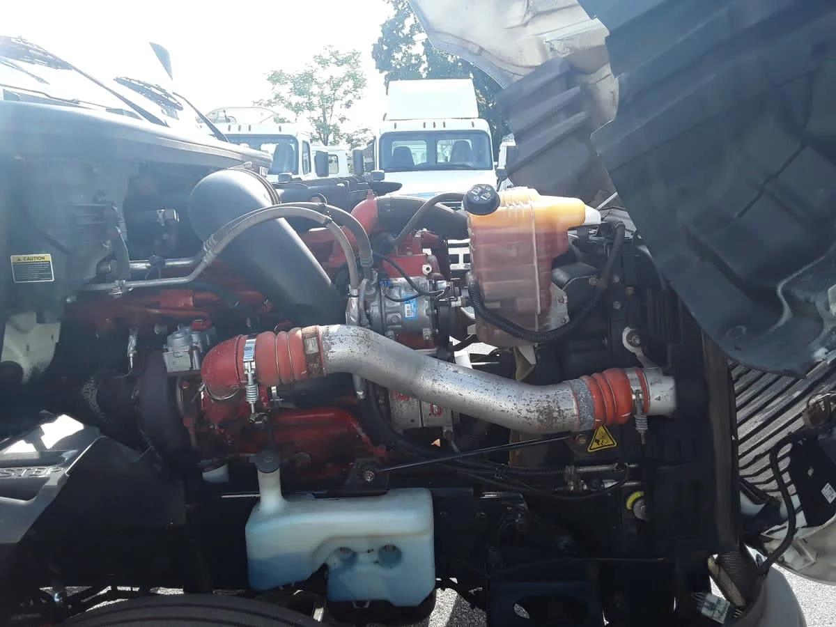 2019 International LT in Allentown, PA — photo 10