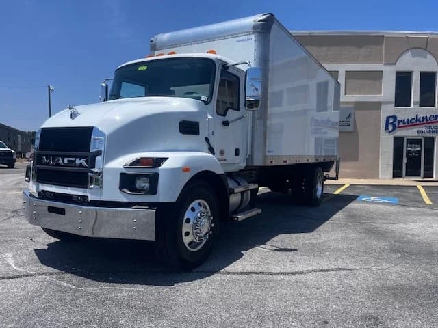 2025 Mack MD