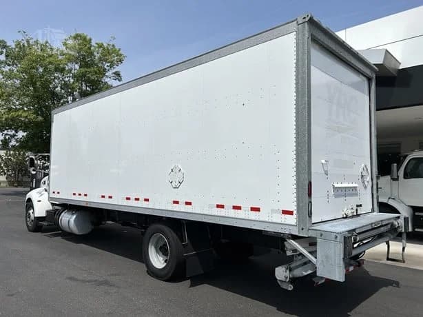 2019 Peterbilt 337 in Portland, OR — photo 6